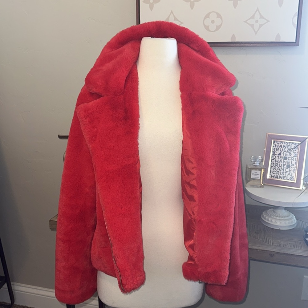 Bagatelle NYC Red Faux Fur Angle Zip Fuzzy Teddy Jacket Women’s Size Large - Picture 4 of 10
